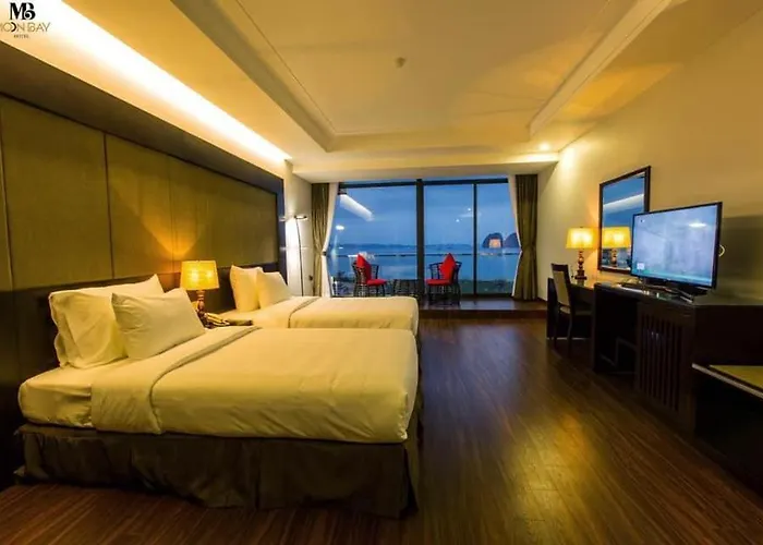 Moon Halo Hotel Ha Long
